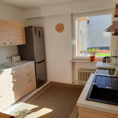 Mit Terrasse Fuer 4-5 Personen Mit Schwimmbad + Sauna