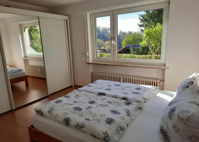 Mit Terrasse Fuer 4-5 Personen Mit Schwimmbad + Sauna * 巴特格伦德